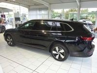 Gebraucht VW Passat 150 PS (110 kW) 2024 Grenadillschwarz metallic Kombi