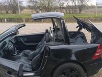 Gebraucht Mercedes 170 163 PS (119 kW) 2003 Schwarz Cabrio