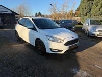 Gebraucht Ford Focus Business Edition 101 PS (74 kW) 2015 Weiß Limousine