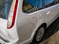 Gebraucht Ford Focus 110 PS (80 kW) 2009 Weiß Kombi