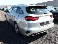 Gebraucht Kia Ceed Sportswagon Vision 120 PS (88 kW) 2024 Lunarsilber metallic lunarsilber metallic Kombi