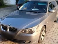 Gebraucht BMW 525 197 PS (144 kW) 2007 Grau Kombi