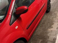 Gebraucht Renault Twingo 58 PS (42 kW) 2011 Rot Kleinwagen