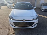 Gebraucht Hyundai i20 YES! 84 PS (61 kW) 2017 Weiß Limousine