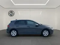 Gebraucht VW Golf VIII Life 150 PS (110 kW) 2021 Grau Limousine