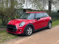 Używany Mini Cooper 2019 Czerwony Hatchback