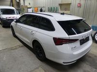 Gebraucht Skoda Octavia Selection 150 PS (110 kW) 2024 Candy weiss Kombi
