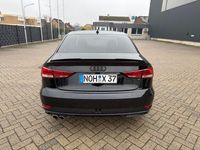 Gebraucht Audi A3 Sport 150 PS (110 kW) 2017 Schwarz Limousine