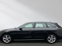 Gebraucht Audi A4 Advanced 163 PS (119 kW) 2024 Schwarz Kombi