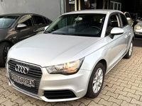 Gebraucht Audi A1 Attraction 86 PS (63 kW) 2012 Silber Kleinwagen