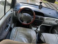 Gebraucht Renault Scénic 107 PS (78 kW) 2000 Grün Van / Kleinbus