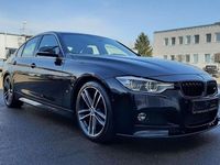 Gebraucht BMW 330e iPerformance 184 PS (135 kW) 2018 Black sapphire metallic Limousine