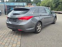 Gebraucht Hyundai i40 Style 136 PS (100 kW) 2014 Silber Kombi