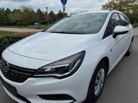 Usado Opel Astra Active 105 HP (77 kW) 2017 Branco Carrinha