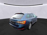 Gebraucht Skoda Superb Style 218 PS (160 kW) 2022 Lavablau metallic Kombi