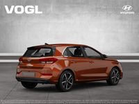 Gebraucht Hyundai i30 Advantage 140 PS (102 kW) 2024 Jupiter orange / met Van / Kleinbus