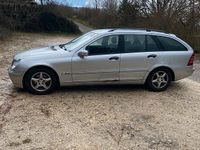 Gebraucht Mercedes C200 122 PS (89 kW) 2002 Silber Kombi