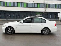 Second-hand BMW 320 163 CP (119 kW) 2012 Alb Berlinǎ