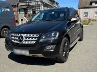 Gebraucht Mercedes ML350 231 PS (169 kW) 2010 Schwarz SUV