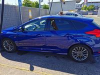 Gebraucht Ford Focus ST-Line 125 PS (91 kW) 2017 Blau Limousine