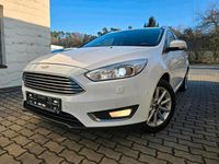 Gebraucht Ford Focus Titanium 125 PS (91 kW) 2015 Weiß Kombi