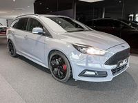 Gebraucht Ford Focus ST 250 PS (183 kW) 2016 Grau Limousine