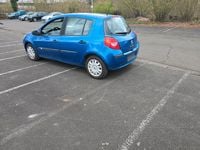 Gebraucht Renault Clio II 75 PS (55 kW) 2006 Blau Kleinwagen