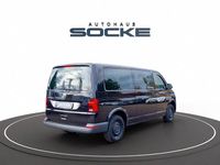 Gebraucht VW Caravelle 110 PS (80 kW) 2021 Deep black perleffekt Van / Kleinbus