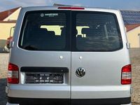 Gebraucht VW T5 Comfortline 140 PS (102 kW) 2012 Silber Van