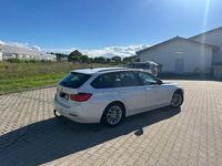 Gebraucht BMW 318 143 PS (105 kW) 2014 Weiß Kombi