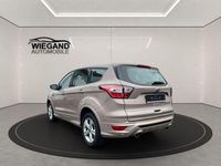 Gebraucht Ford Kuga Vignale 179 PS (131 kW) 2017 Beige SUV