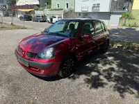 Gebraucht Renault Clio II 75 PS (55 kW) 2003 Rot Limousine