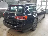 Gebraucht VW Passat Business 150 PS (110 kW) 2023 Deep black perleffekt Kombi