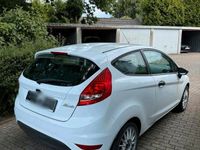 Gebraucht Ford Fiesta 60 PS (44 kW) 2009 Weiß