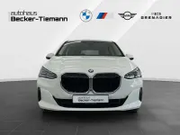 Gebraucht BMW 223 Active Tourer Sport Line 204 PS (150 kW) 2023 Alpinweiß uni Van / Kleinbus