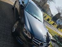 Gebraucht Mercedes E250 204 PS (150 kW) 2014 Schwarz Kombi