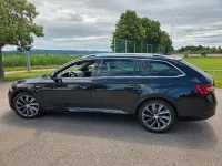 Gebraucht Skoda Superb LAURIN & KLEMENT 179 PS (131 kW) 2018 Schwarz Kombi