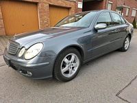 Gebraucht Mercedes E220 150 PS (110 kW) 2005 Grau Limousine