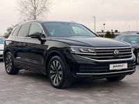 Gebraucht VW Touareg 231 PS (169 kW) 2024 Schwarz SUV