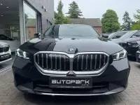 Gebraucht BMW 520 Sport Line 208 PS (152 kW) 2024 Saphirschwarz (metallic) Limousine