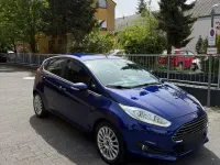 Gebraucht Ford Fiesta Titanium 95 PS (69 kW) 2014 Blau Kleinwagen