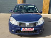 Gebraucht Dacia Sandero 75 PS (55 kW) 2009 Blau Limousine