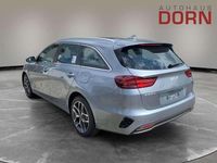 Neu Kia Ceed 140 PS (102 kW) 2025 Lunar silver Kleinwagen