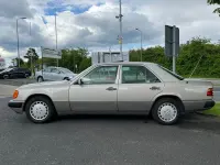 Gebraucht Mercedes 200 118 PS (86 kW) 1991 Beige Limousine
