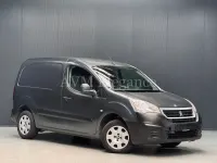 Gebraucht Peugeot Partner 90 PS (66 kW) 2016 Grau Van / Kleinbus