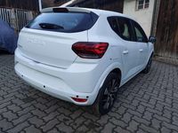 Neu Dacia Sandero Expression 91 PS (66 kW) 2025 Arktisweiss und andere Limousine