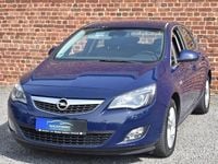Gebraucht Opel Astra 179 PS (131 kW) 2010 Blau Limousine