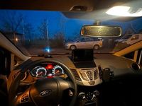 Gebraucht Ford Fiesta 60 PS (44 kW) 2009 Weiß Kleinwagen