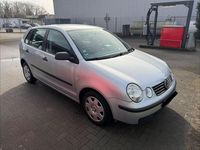 Gebraucht VW Polo Comfortline 64 PS (47 kW) 2003 Silber Limousine