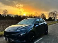Gebraucht Hyundai Kona 100 kW (136 PS) 2022 Grau SUV